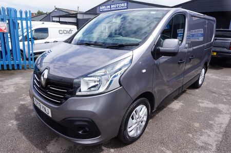 RENAULT TRAFIC 1.6 dCi 27 Sport Nav SWB Standard Roof Euro 6 5dr