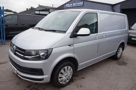 VOLKSWAGEN TRANSPORTER 2.0 TDI T32 BlueMotion Tech Trendline DSG FWD SWB Euro 6 (s/s) 5dr