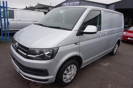 VOLKSWAGEN TRANSPORTER 2.0 TDI T32 BlueMotion Tech Trendline DSG FWD SWB Euro 6 (s/s) 5dr